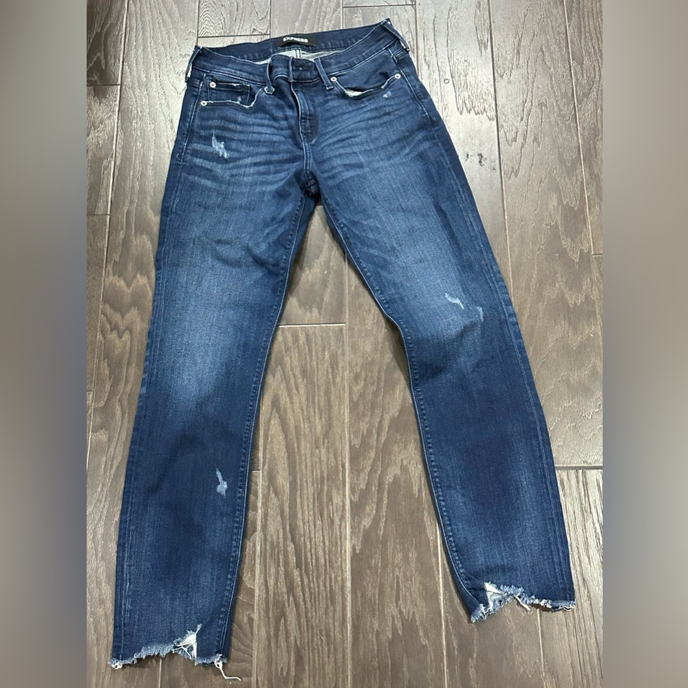 Express jeans size 6
